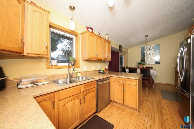 7216 W Strabane St Street, Sioux Falls, SD 57106