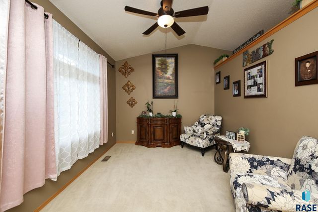 7216 W Strabane St Street, Sioux Falls, SD 57106