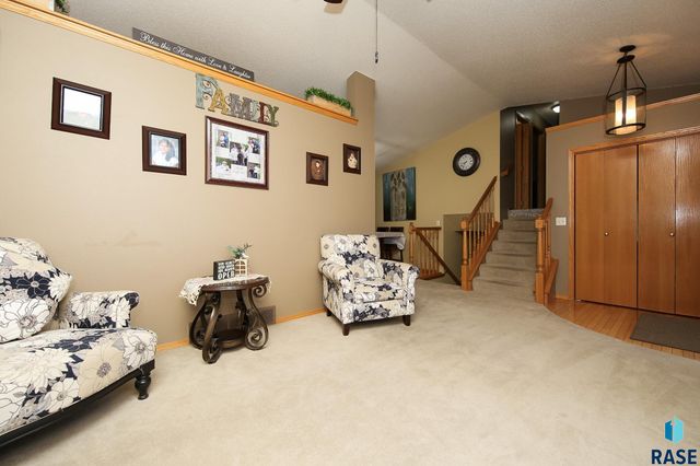 7216 W Strabane St Street, Sioux Falls, SD 57106