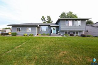7216 W Strabane St Street, Sioux Falls, SD 57106