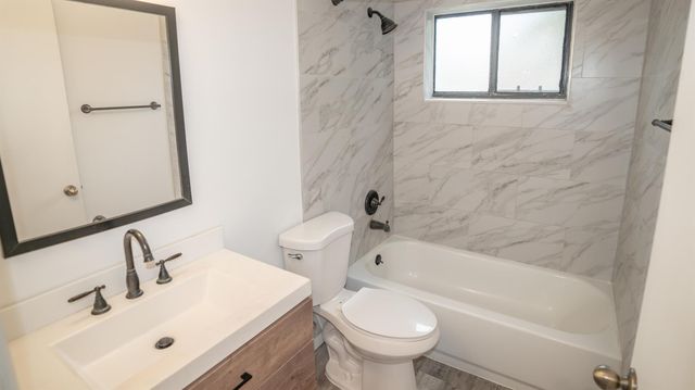 136 NW 60th Avenue 7-2, Margate, FL 33063