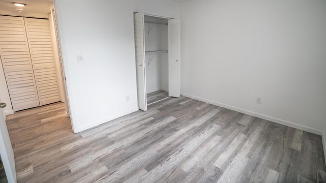 136 NW 60th Avenue 7-2, Margate, FL 33063