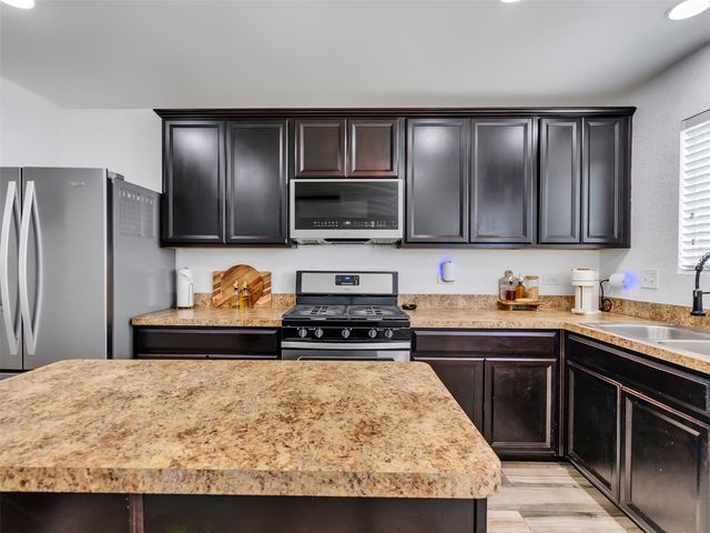 14114 Pecan Hill Court, Houston, TX 77048