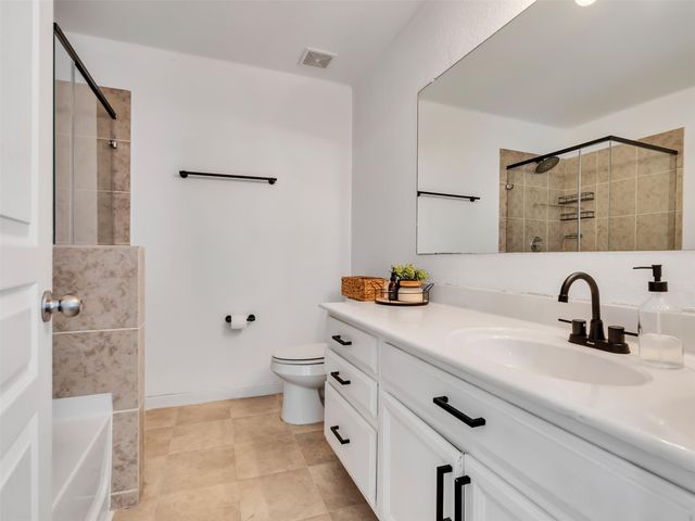 14114 Pecan Hill Court, Houston, TX 77048