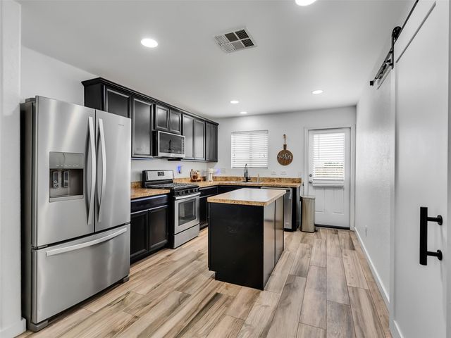 14114 Pecan Hill Court, Houston, TX 77048