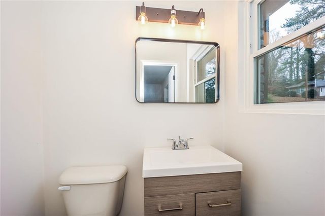 5726 Southwick SW Court, Atlanta, GA 30349