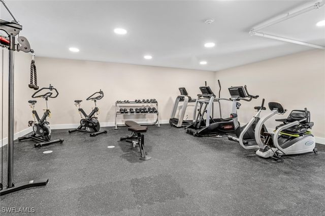 3420 Gulf Shore BLVD N 31, Naples, FL 34103