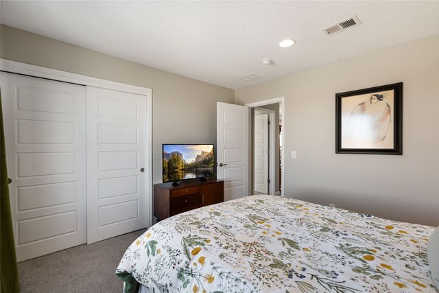 5236 Gold Hill Lane, Santa Fe, NM 87507