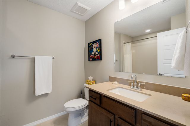 5236 Gold Hill Lane, Santa Fe, NM 87507