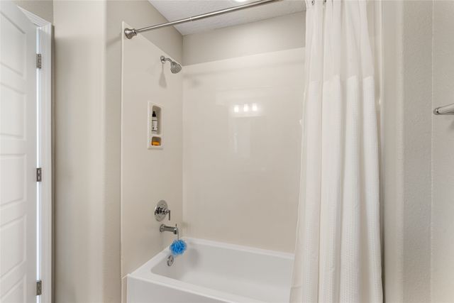 5236 Gold Hill Lane, Santa Fe, NM 87507