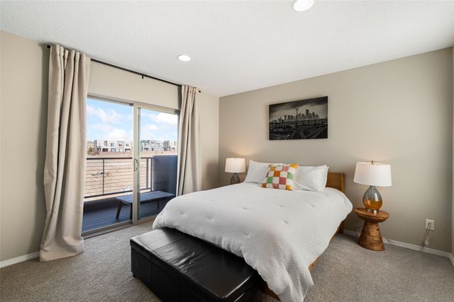 5236 Gold Hill Lane, Santa Fe, NM 87507