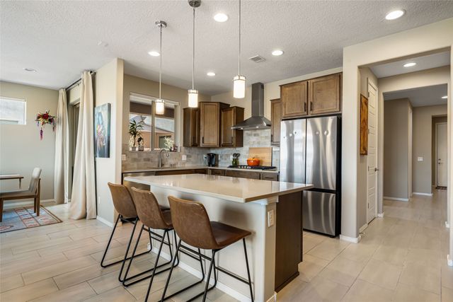 5236 Gold Hill Lane, Santa Fe, NM 87507