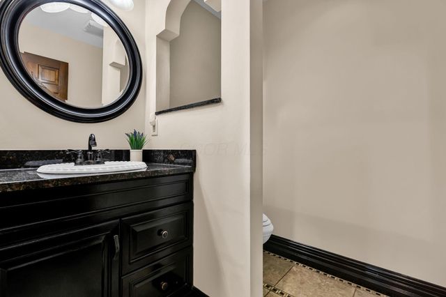 868 Chelsea Lane, Westerville, OH 43081