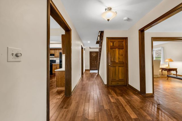 868 Chelsea Lane, Westerville, OH 43081