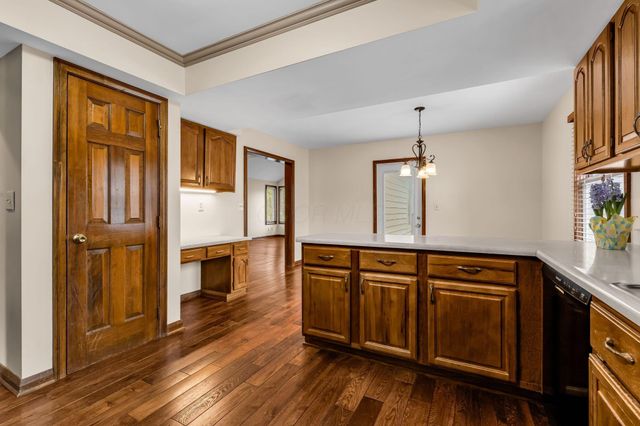 868 Chelsea Lane, Westerville, OH 43081