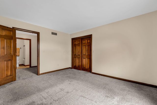 868 Chelsea Lane, Westerville, OH 43081