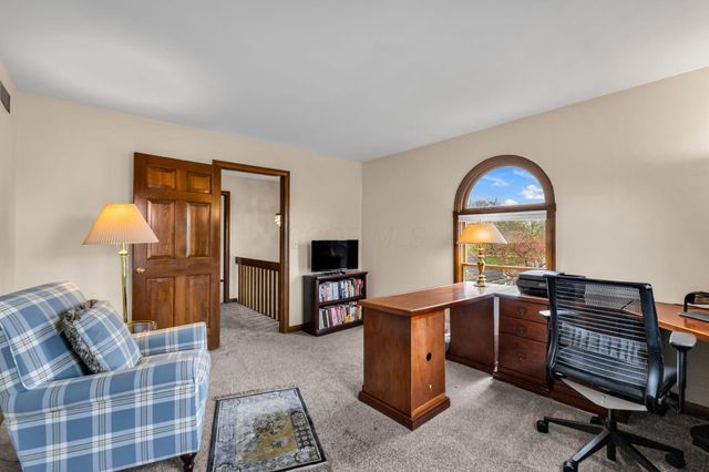 868 Chelsea Lane, Westerville, OH 43081