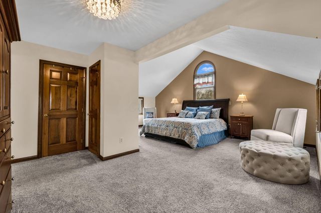 868 Chelsea Lane, Westerville, OH 43081