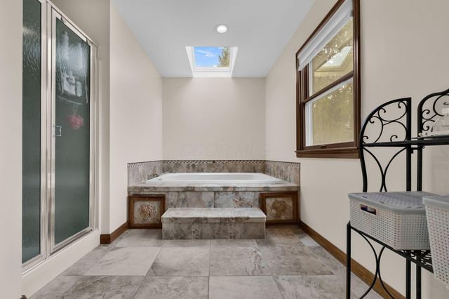 868 Chelsea Lane, Westerville, OH 43081