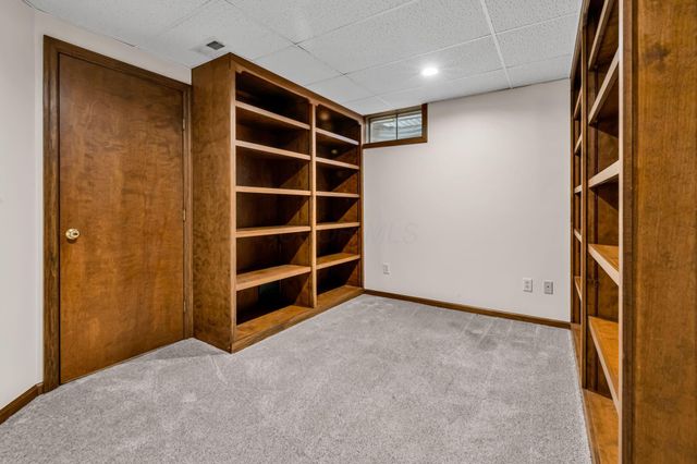 868 Chelsea Lane, Westerville, OH 43081