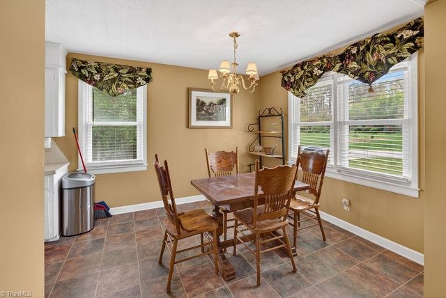 1319 S Old US Highway 52, Pilot Mountain, NC 27041