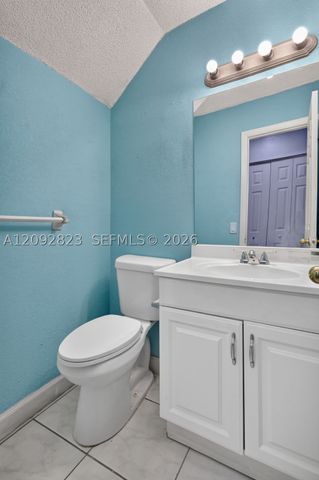 275 W 68th St 106, Hialeah, FL 33014