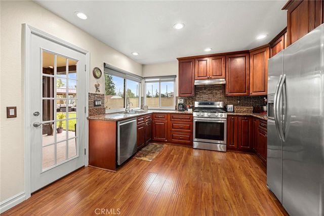 404 E Riverboat Way, Orange, CA 92865