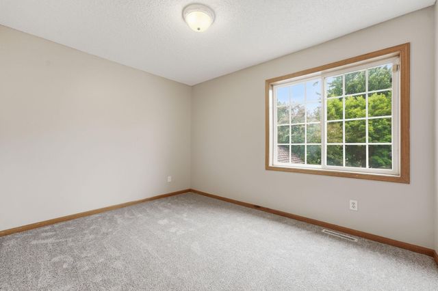 604 12th Street, Farmington, MN 55024