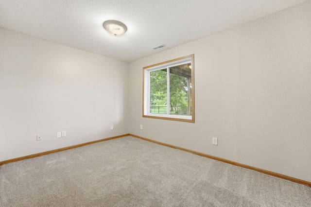 604 12th Street, Farmington, MN 55024