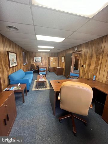 11993 BROAD ST, Waynesboro, PA 17268
