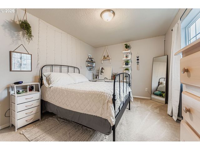 4671 Se 21ST Ter, Gresham, OR 97080