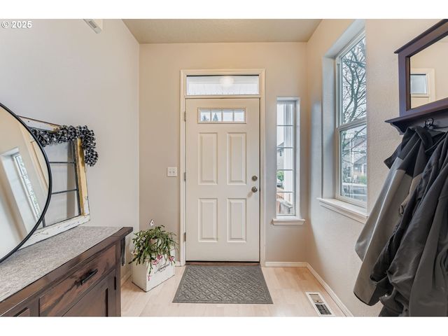 4671 Se 21ST Ter, Gresham, OR 97080