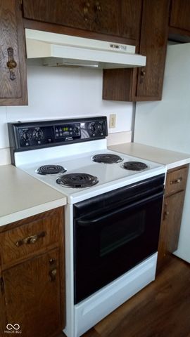 2033 Alhambra Court B, Anderson, IN 46013