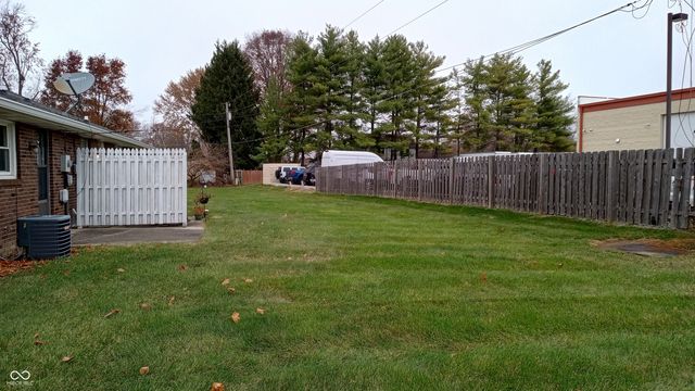 2033 Alhambra Court B, Anderson, IN 46013