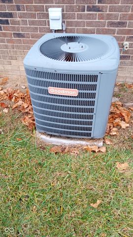 2033 Alhambra Court B, Anderson, IN 46013