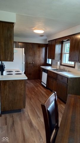 2033 Alhambra Court B, Anderson, IN 46013