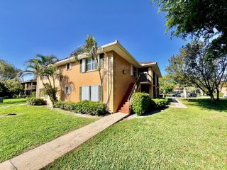 741 NW 104TH Avenue 203, Pembroke Pines, FL 33026