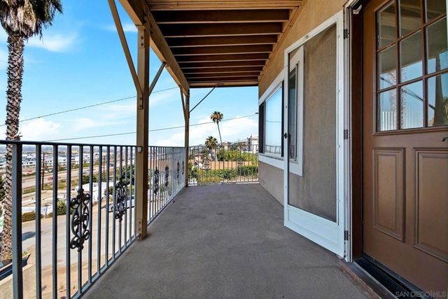 3062 68 Columbia St, San Diego, CA 92103