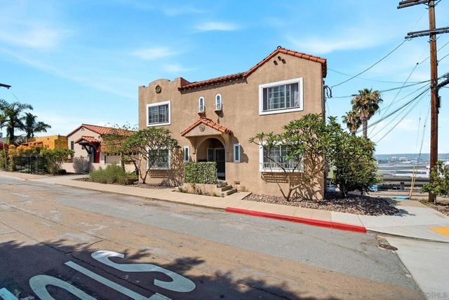 3062 68 Columbia St, San Diego, CA 92103
