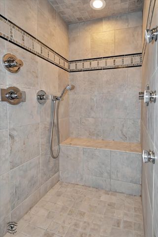 9349 Bundoran Drive, Orland Park, IL 60462