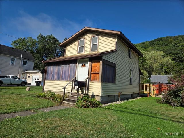 435 Central Avenue, Salamanca, NY 14779