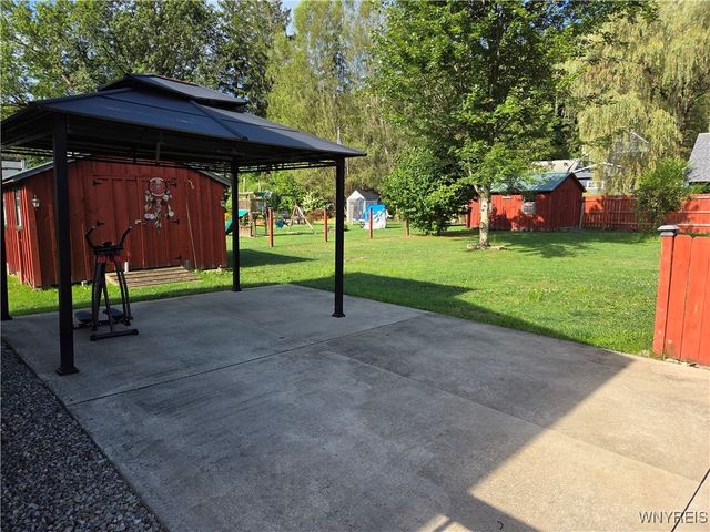 435 Central Avenue, Salamanca, NY 14779