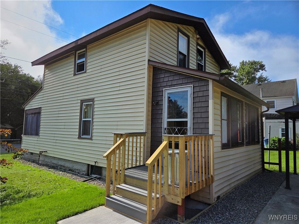 435 Central Avenue, Salamanca, NY 14779