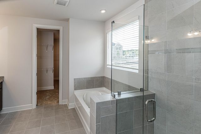 5032 Ozment Dr, Nolensville, TN 37135