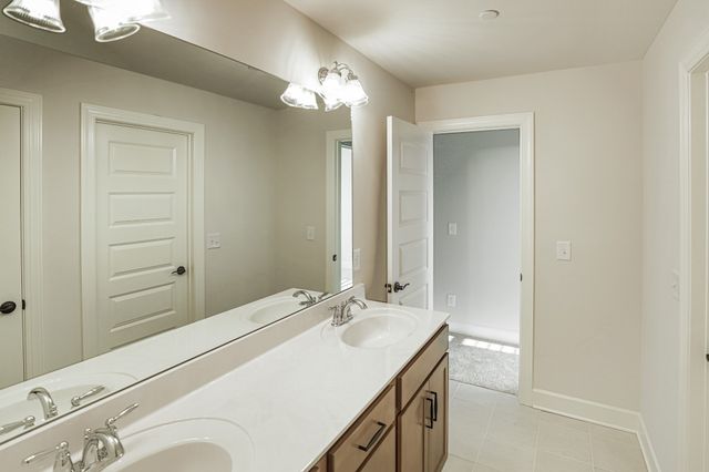 5032 Ozment Dr, Nolensville, TN 37135