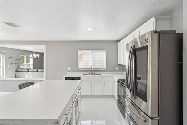 3233 EAGLE HAMMOCK CIRCLE, Kissimmee, FL 34743