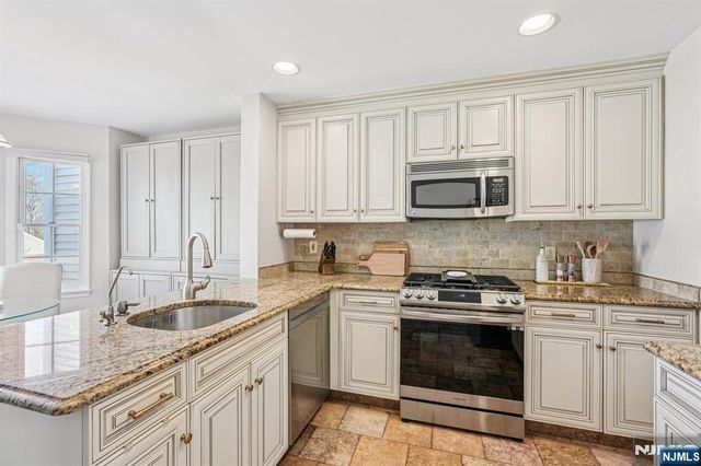 52 Ryan Lane 1105, Lincoln Park Borough, NJ 07035