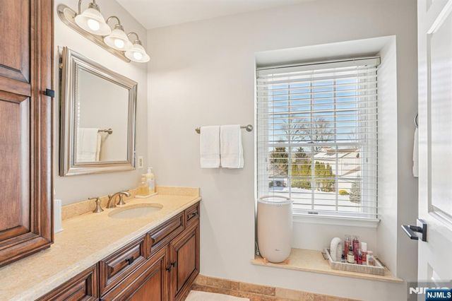 52 Ryan Lane 1105, Lincoln Park Borough, NJ 07035