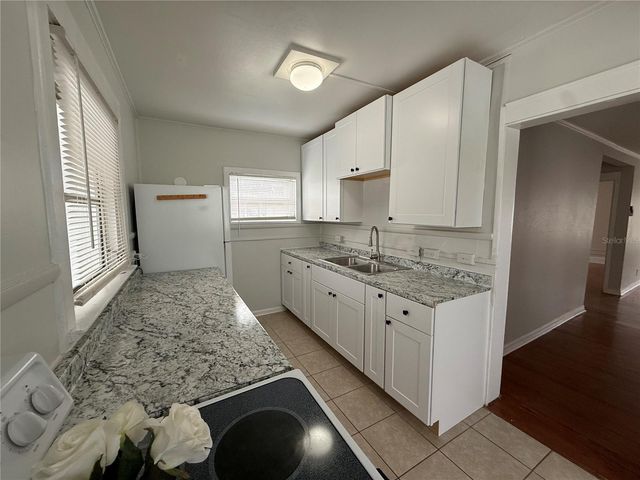 408 3RD AVENUE E A, Bradenton, FL 34208