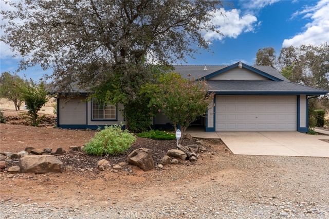 5030 Creek Front Road, Catheys Valley, CA 95306